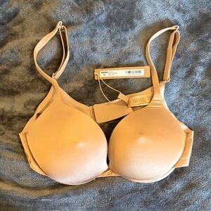 SKIMS Ultimate Nipple Push-up Nude Bra. 34B. Clay